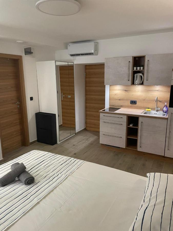 Apartments Anka Pula Extérieur photo